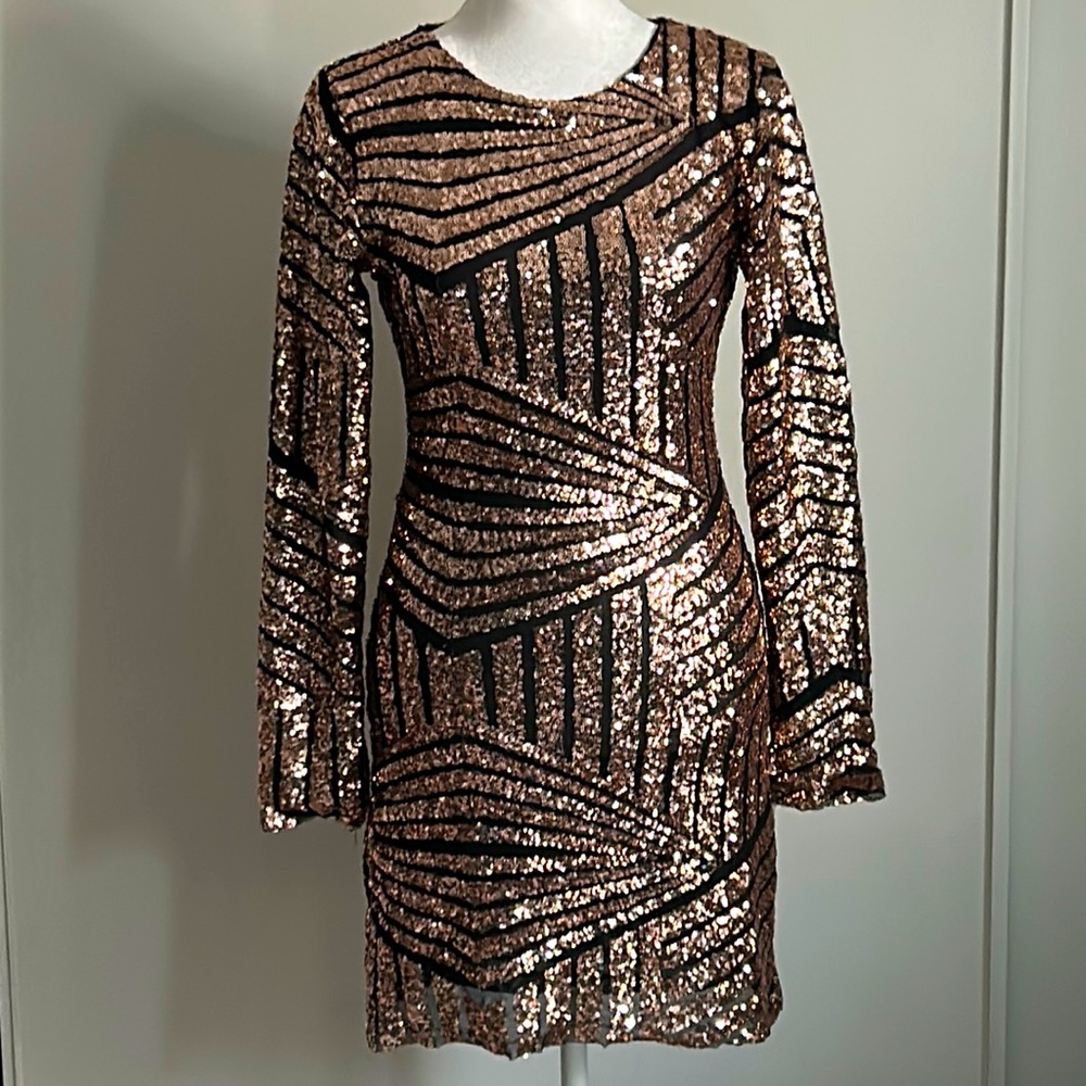 New ZARA Holiday Glam Rose Gold Sequined Open Back Body Contoured Mini Dress